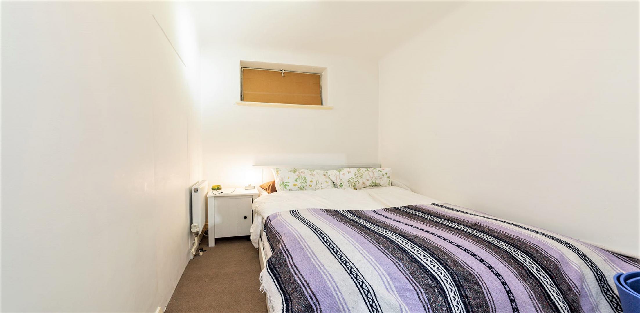 			HEATING and HOT WATER INCLUDED, 1 Bedroom, 1 bath, 1 reception Apartment			 Mortimer Crescent , MAIDA VALE/ST JOHNS WOOD